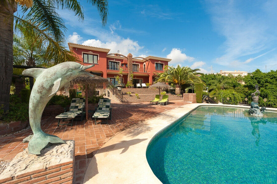 Detached Villa Benalmadena Málaga - image 2