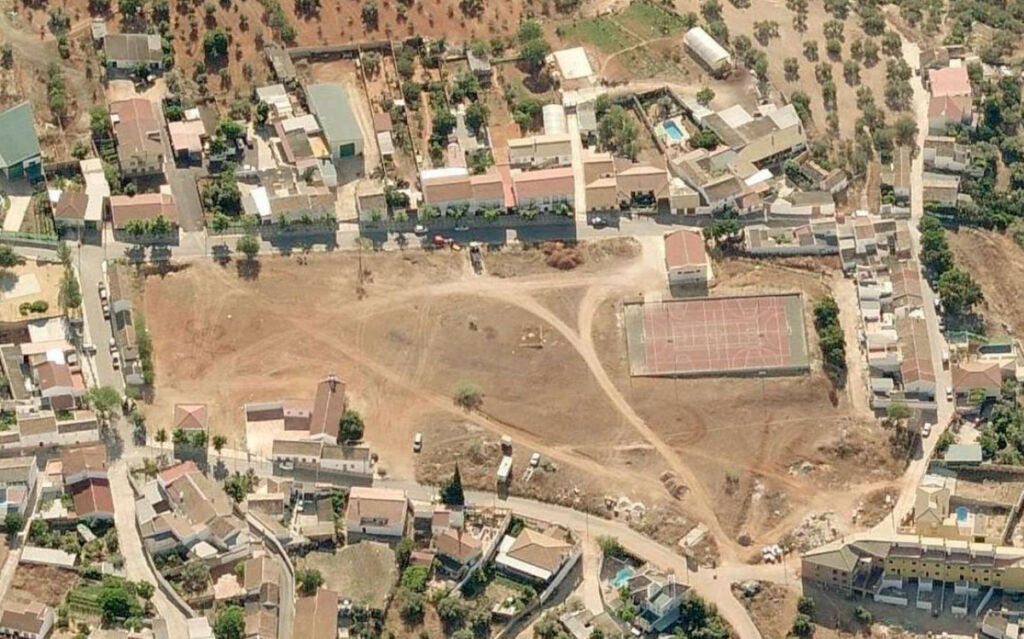 Residential Plot Antequera Málaga - image 2