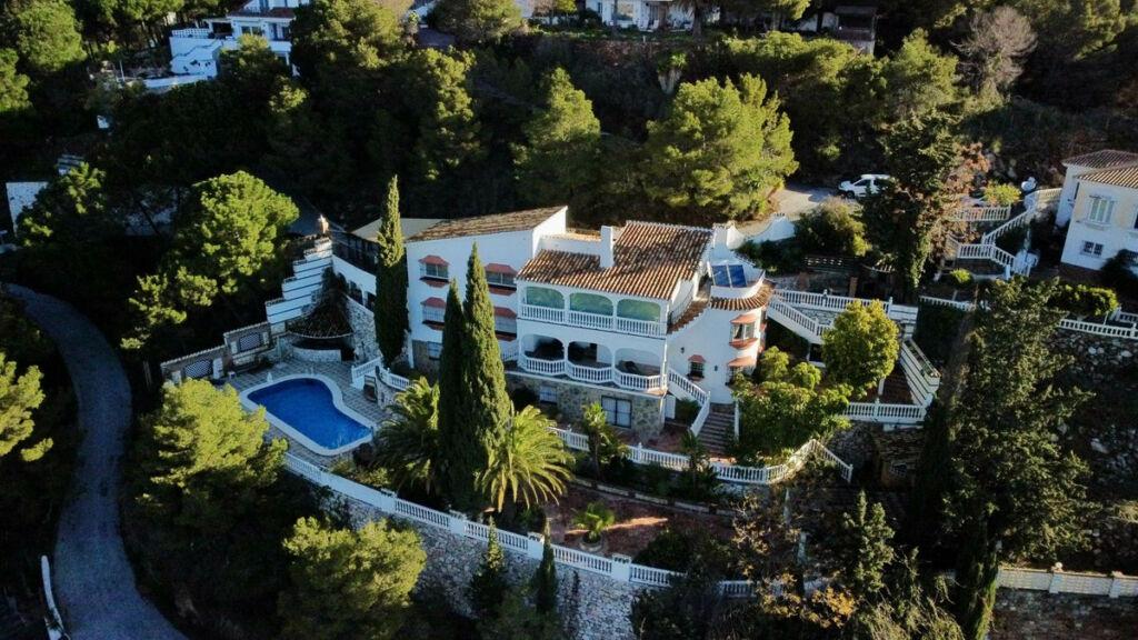 Detached Villa Mijas Málaga - image 20