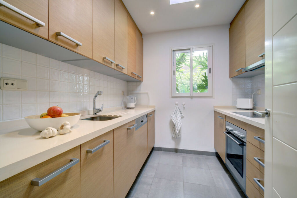 Ground Floor Apartment Estepona Málaga - image 20
