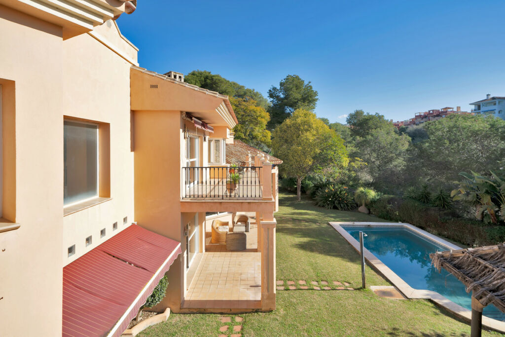 Detached Villa Hacienda Las Chapas Málaga - image 20