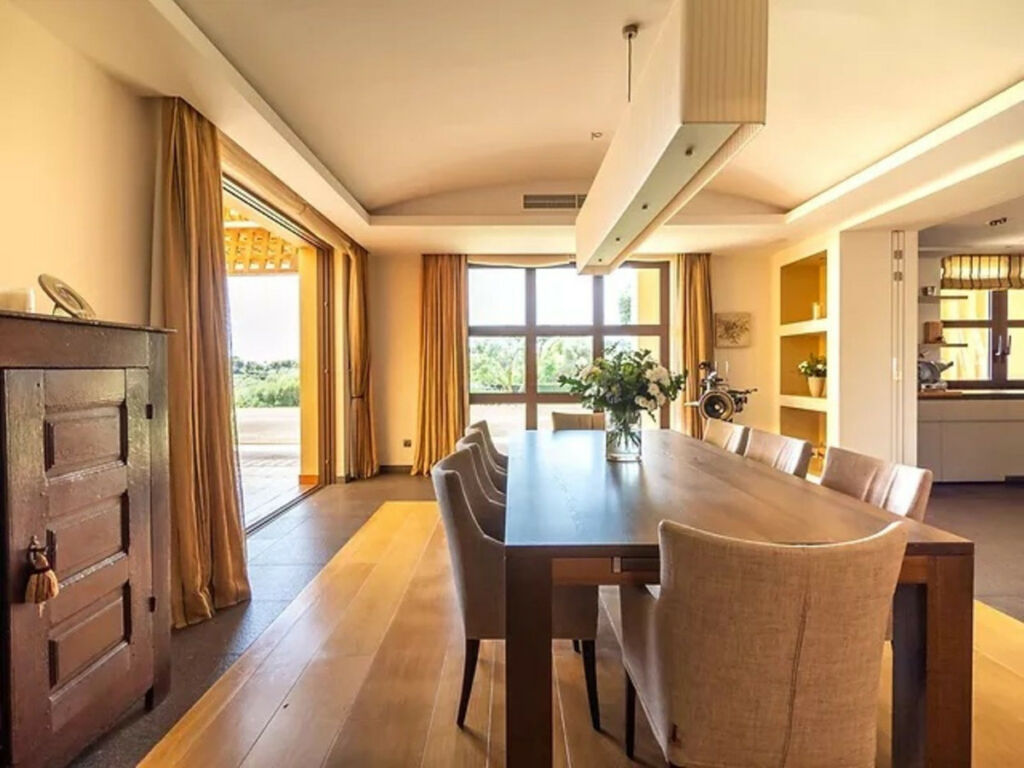 Detached Villa Sotogrande Alto Cádiz - image 20