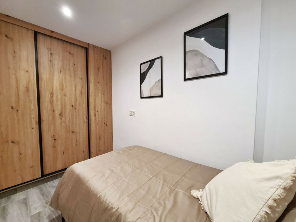 Middle Floor Apartment Estepona Málaga - image 24