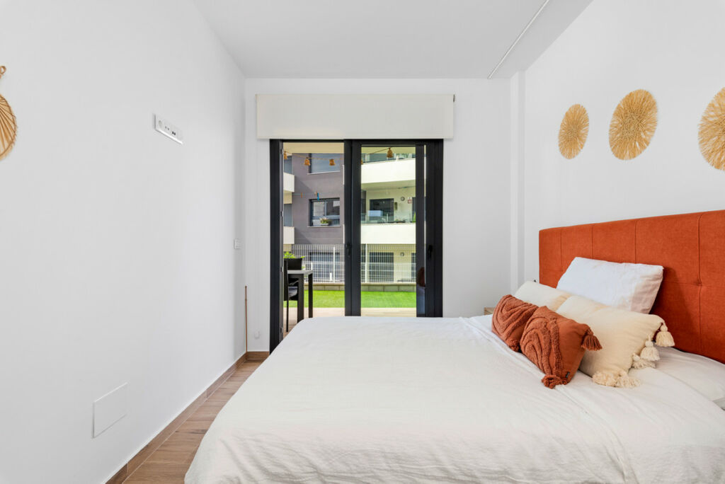 Ground Floor Apartment Villamartin Alicante - image 20