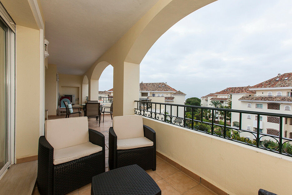 Middle Floor Apartment Elviria Málaga - image 20