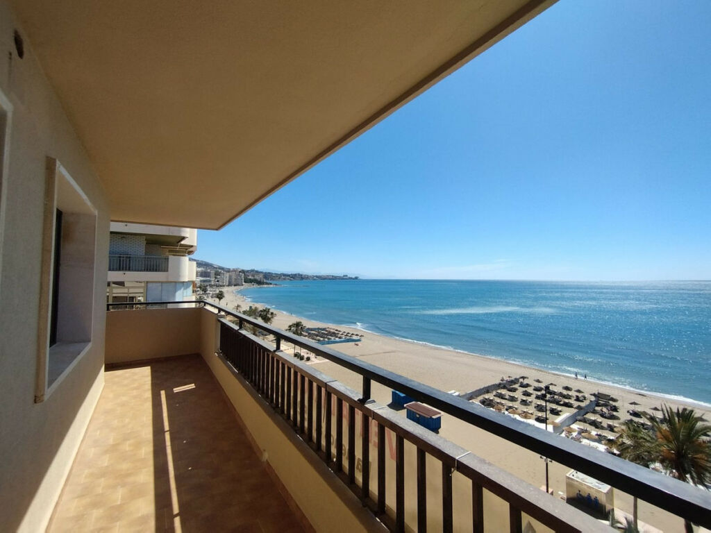 Middle Floor Apartment Fuengirola Málaga - image 20