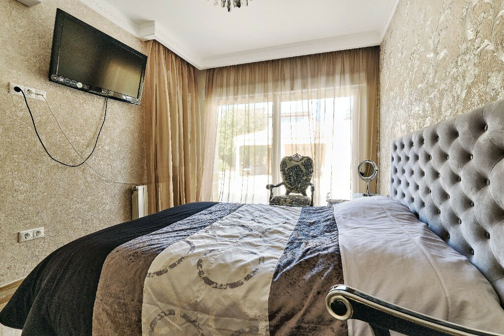 Detached Villa Dehesa de Campoamor Alicante - image 20