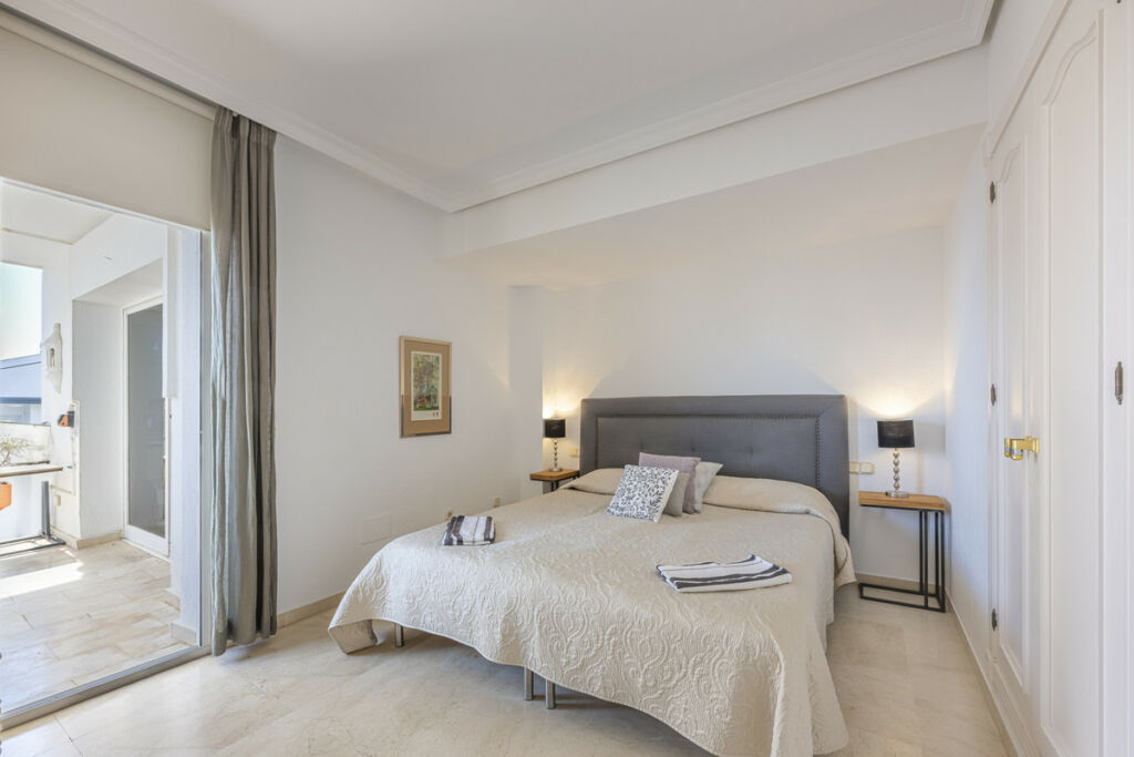Penthouse Duplex Estepona Málaga - image 20