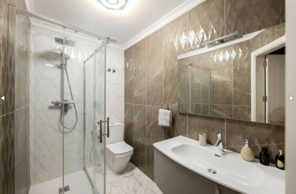Ground Floor Apartment Benahavís Málaga - image 20