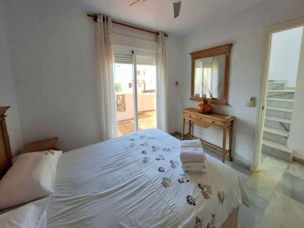 Penthouse Duplex Casares Málaga - image 21