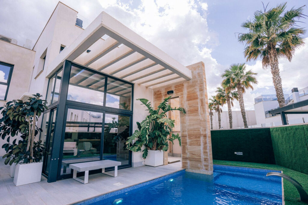 Detached Villa Lomas de Cabo Roig Alicante - image 21