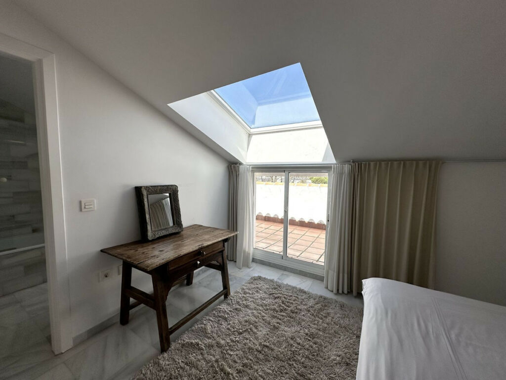 Penthouse Duplex Nueva Andalucía Málaga - image 21