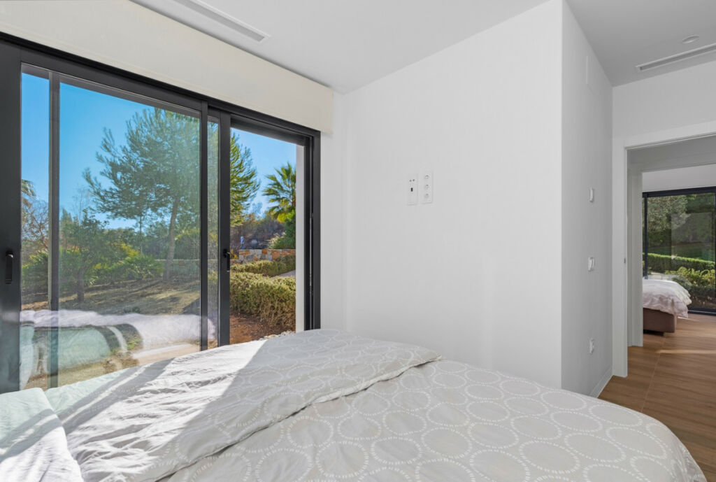 Detached Villa Las Colinas Golf Alicante - image 21