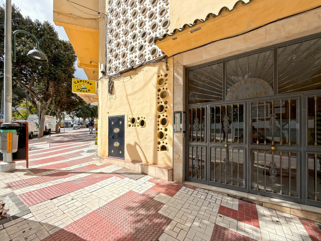 Middle Floor Studio El Calvario Málaga - image 21