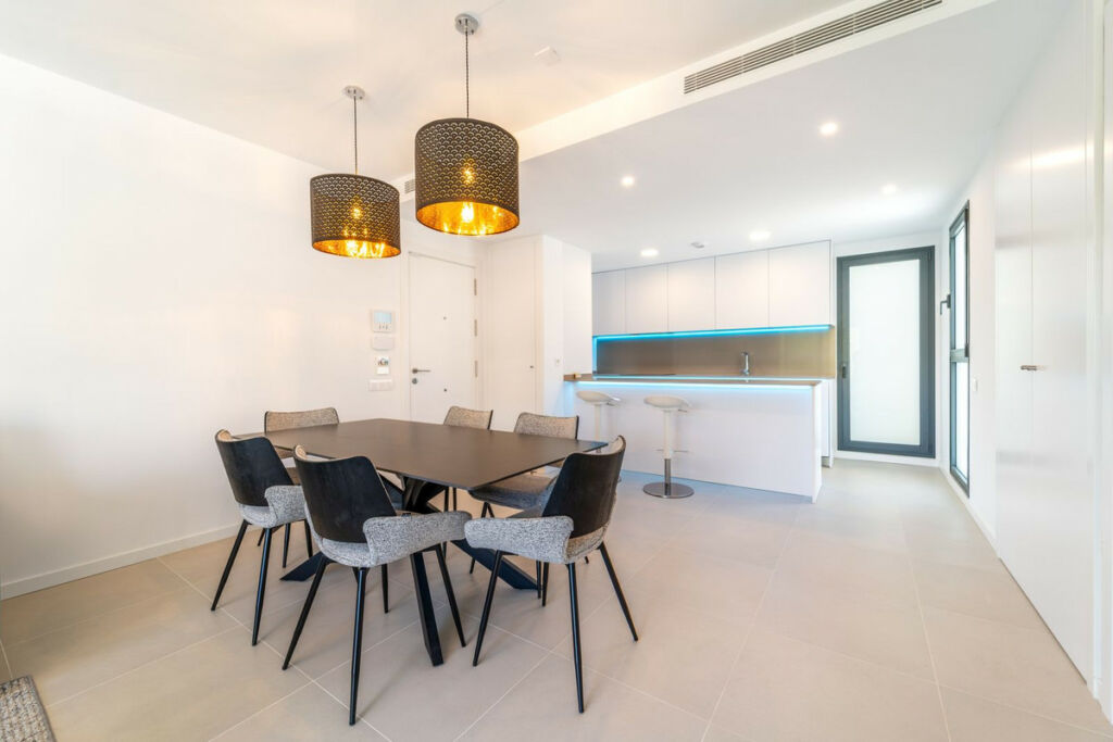 Middle Floor Apartment Fuengirola Málaga - image 21