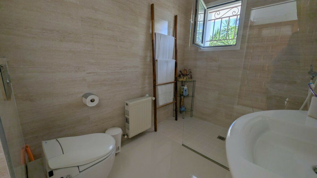Detached Villa Calpe Alicante - image 20