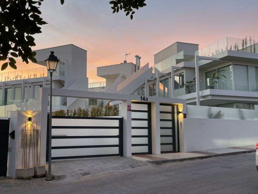 Detached Villa Marbella Málaga - image 20