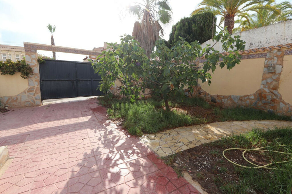 Detached Villa Los Balcones Alicante - image 22
