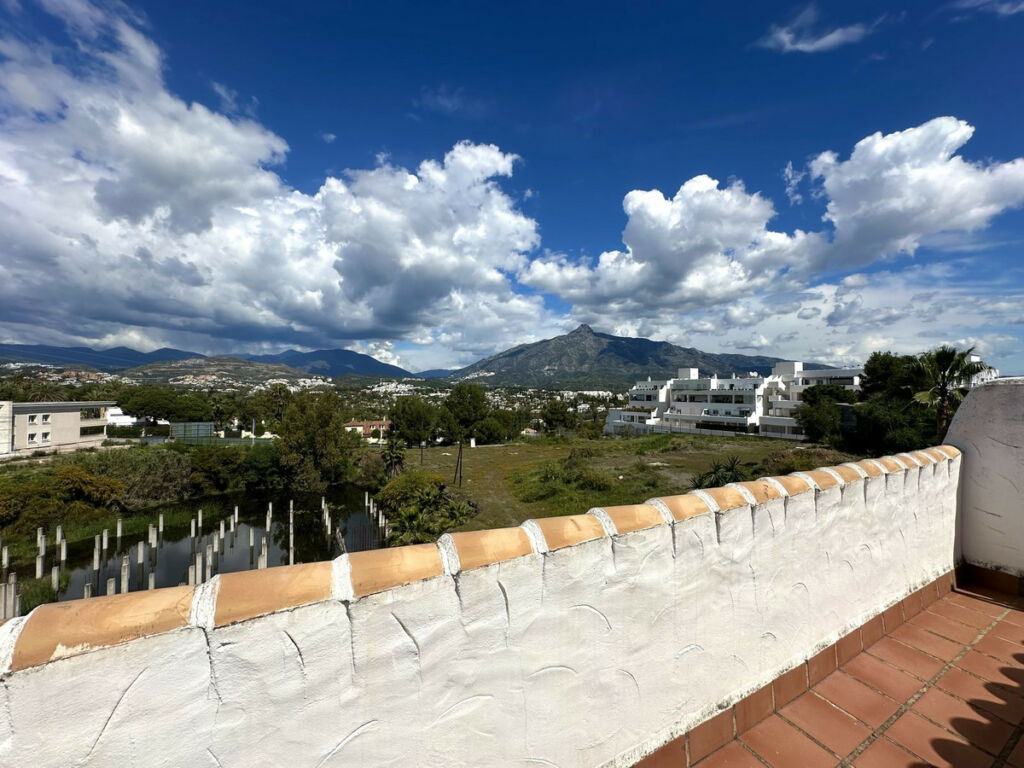 Penthouse Duplex Nueva Andalucía Málaga - image 22