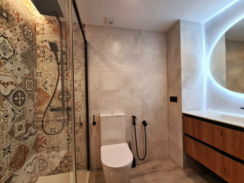 Middle Floor Apartment Estepona Málaga - image 26