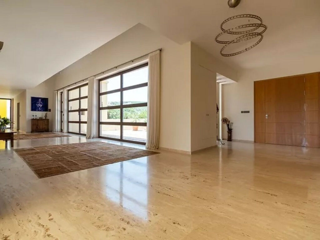 Detached Villa Sotogrande Alto Cádiz - image 22