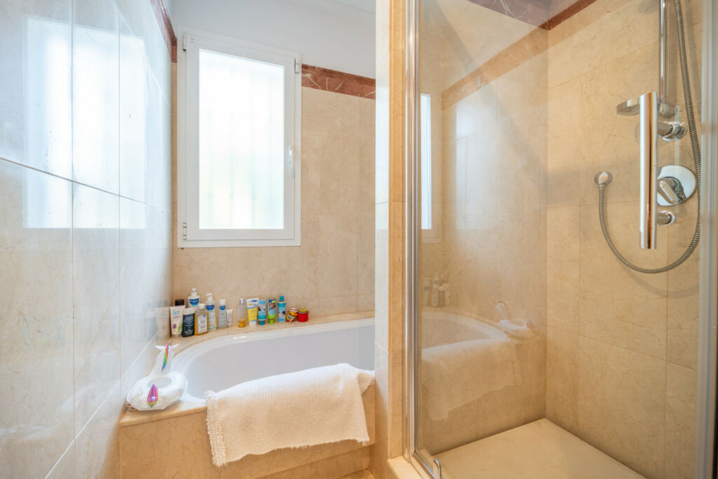 Detached Villa Istán Málaga - image 22