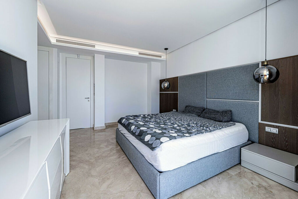 Semi-Detached House Río Real Málaga - image 22