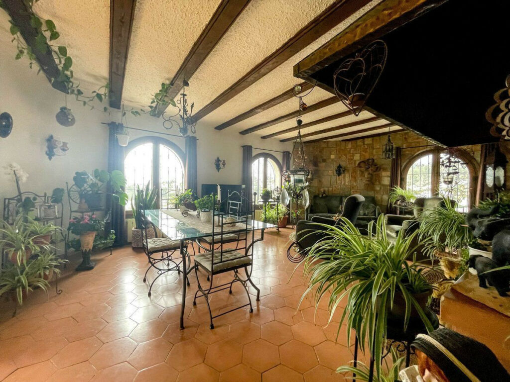 Detached Villa Montemar Alicante - image 22