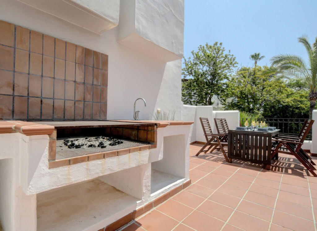 Ground Floor Apartment Estepona Málaga - image 22