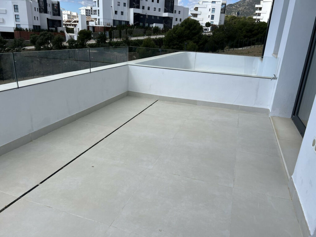 Detached Villa Fuengirola Málaga - image 18
