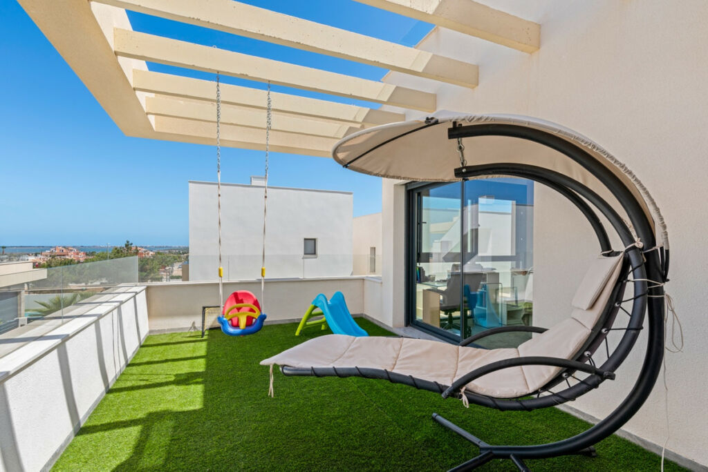 Detached Villa Los Montesinos Alicante - image 22