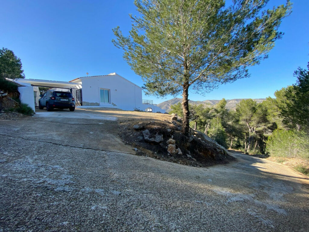 Detached Villa Lliber Alicante - image 23