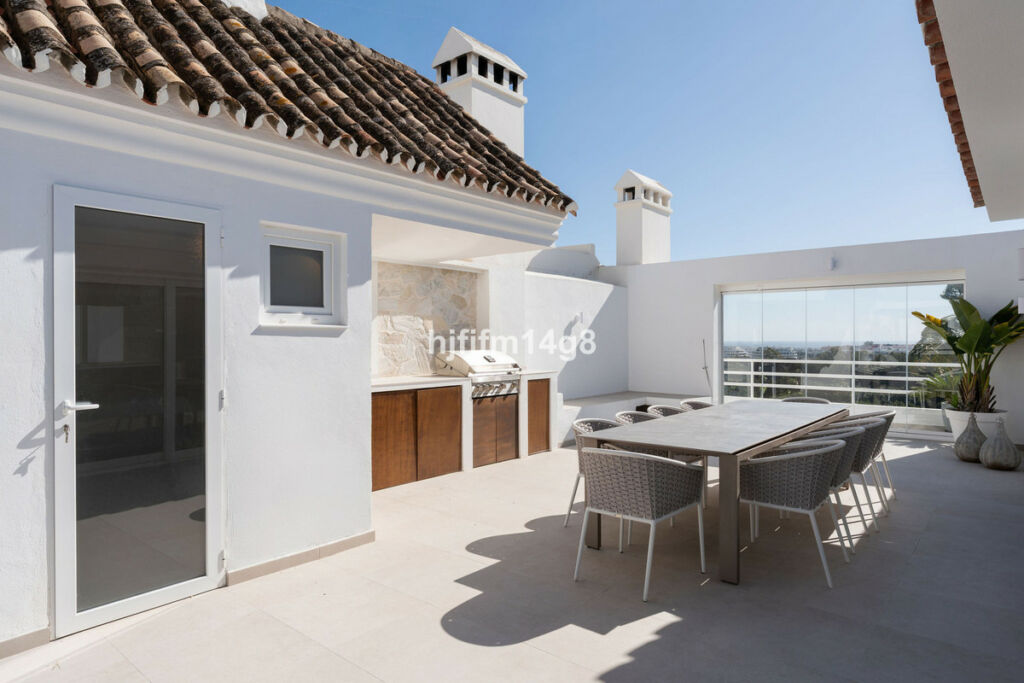 Penthouse Duplex Nueva Andalucía Málaga - image 23