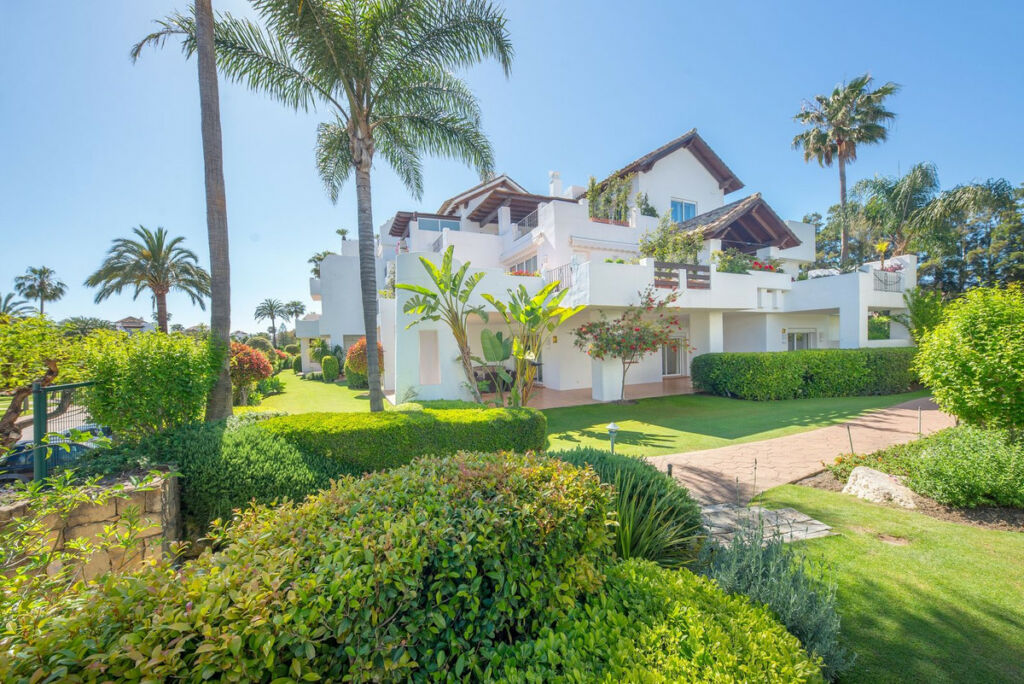Ground Floor Apartment Estepona Málaga - image 24