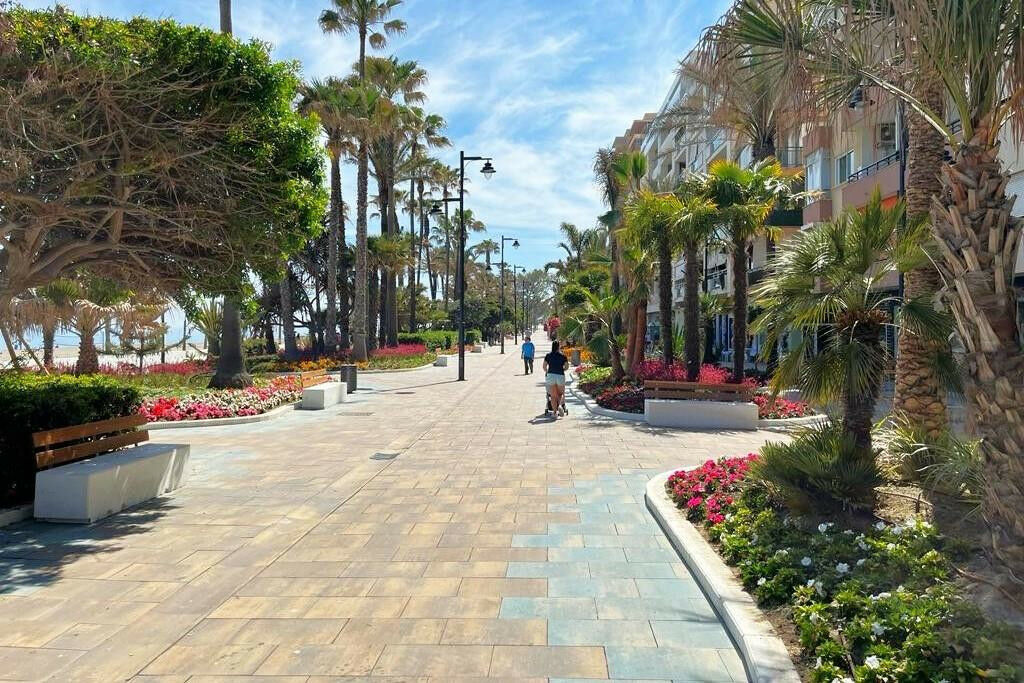Penthouse Estepona Málaga - image 23