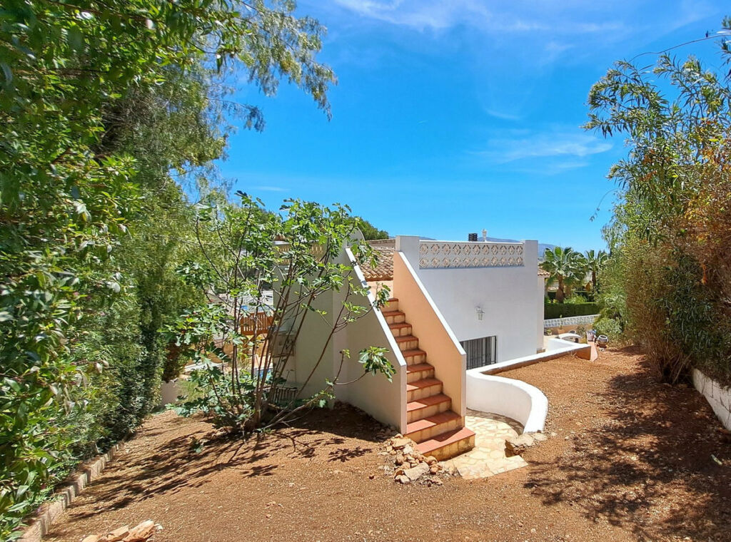 Detached Villa Teulada Alicante - image 22