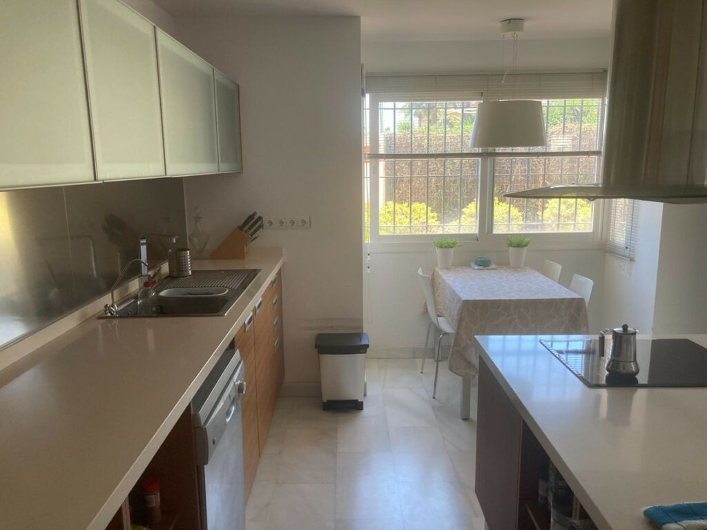 Townhouse Estepona Málaga - image 23
