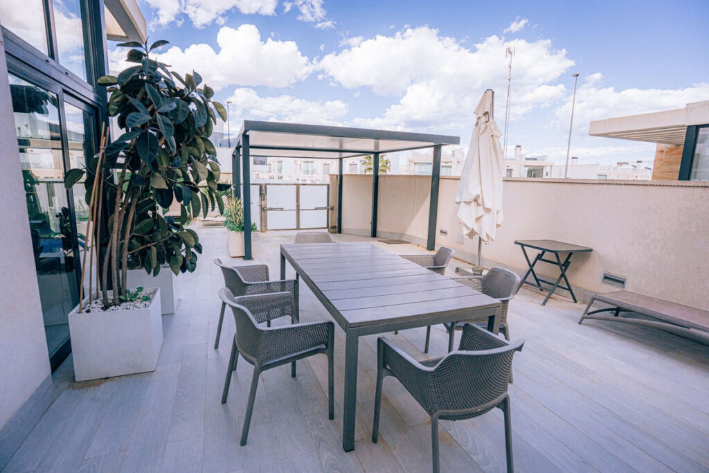 Detached Villa Lomas de Cabo Roig Alicante - image 24