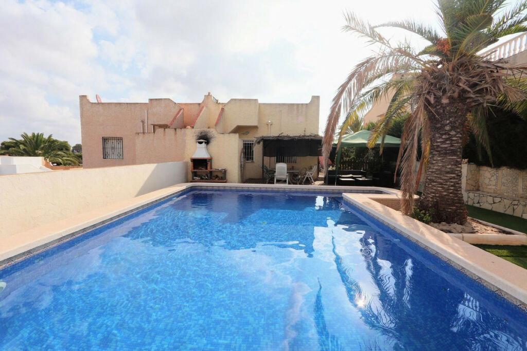 Detached Villa Los Balcones Alicante - image 24