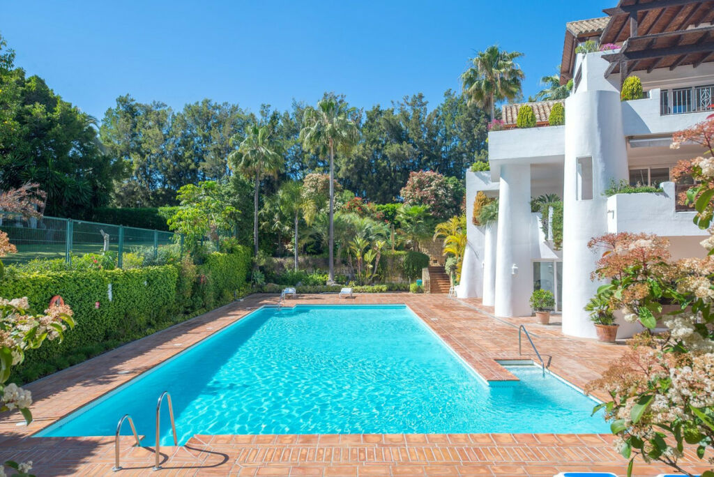 Ground Floor Apartment Estepona Málaga - image 25
