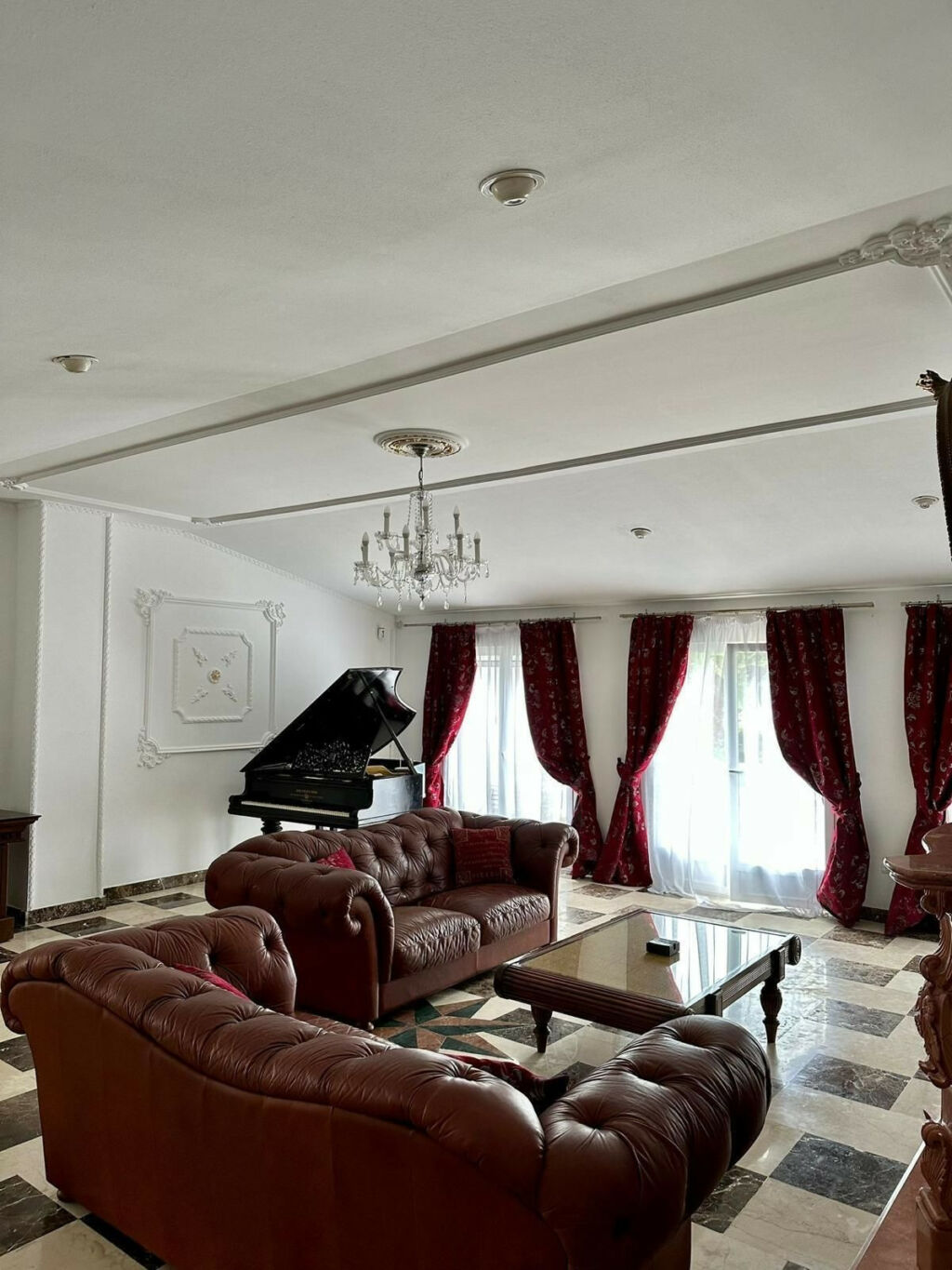 Detached Villa Estepona Málaga - image 24