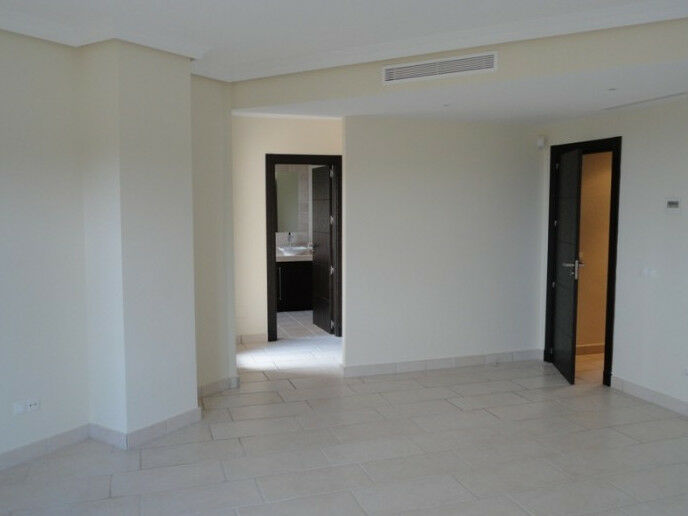 Detached Villa Los Arqueros Málaga - image 24