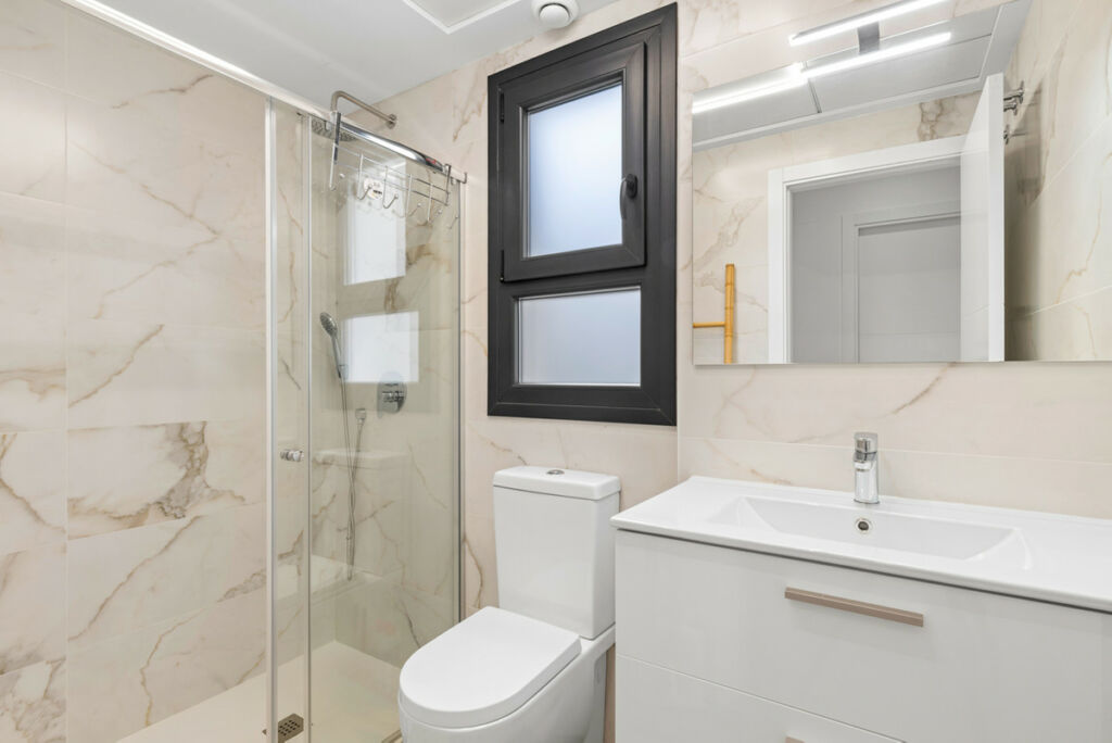 Ground Floor Apartment Villamartin Alicante - image 24