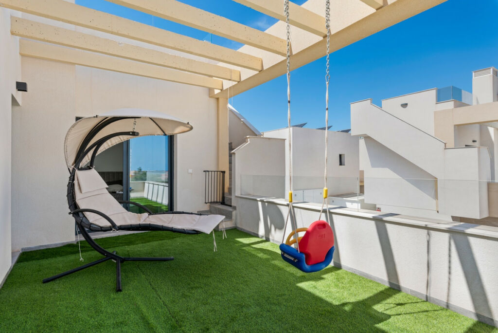 Detached Villa Los Montesinos Alicante - image 23