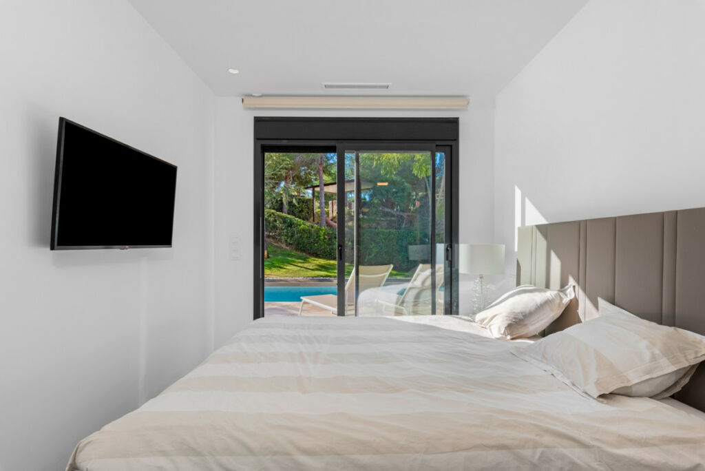 Detached Villa Las Colinas Golf Alicante - image 24