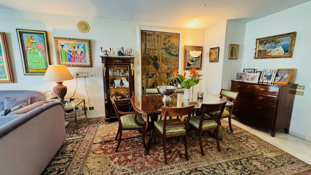 Middle Floor Apartment Puerto Banús Málaga - image 24