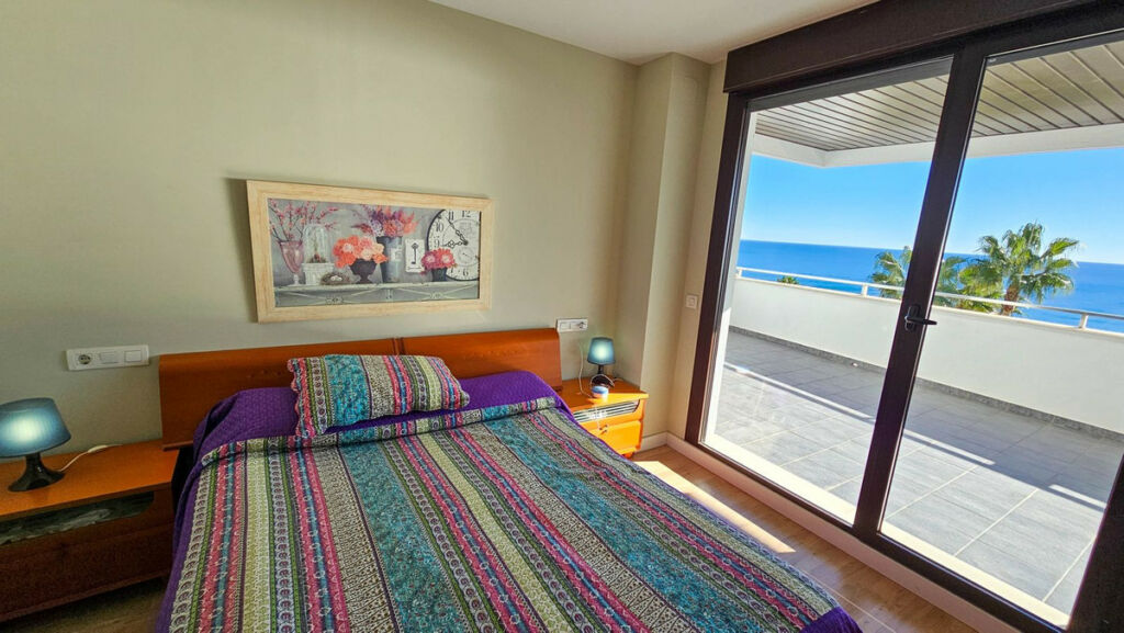 Middle Floor Apartment Casares Playa Málaga - image 24