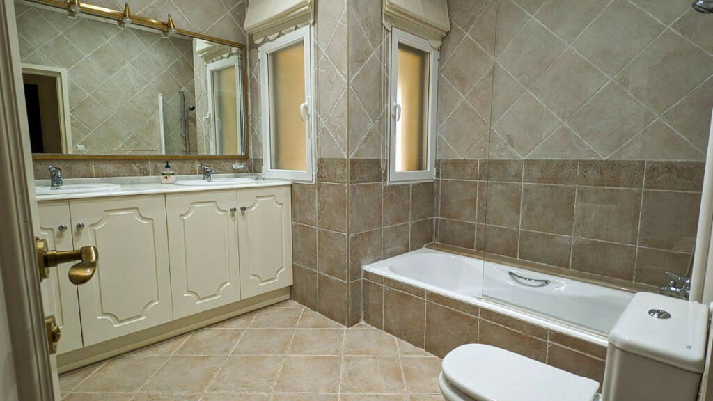 Detached Villa Altea Alicante - image 24