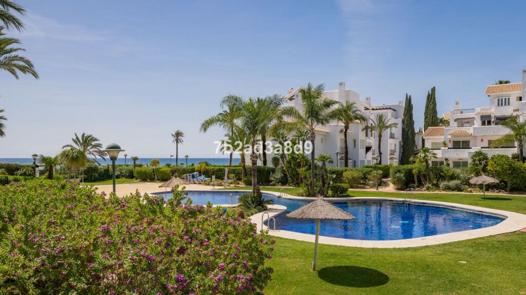 Middle Floor Apartment Los Monteros Málaga - image 24