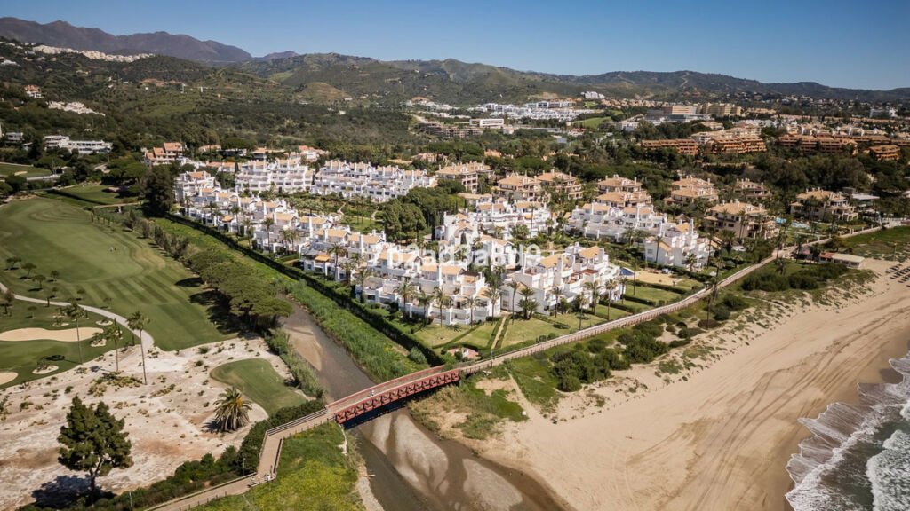 Middle Floor Apartment Los Monteros Málaga - image 25
